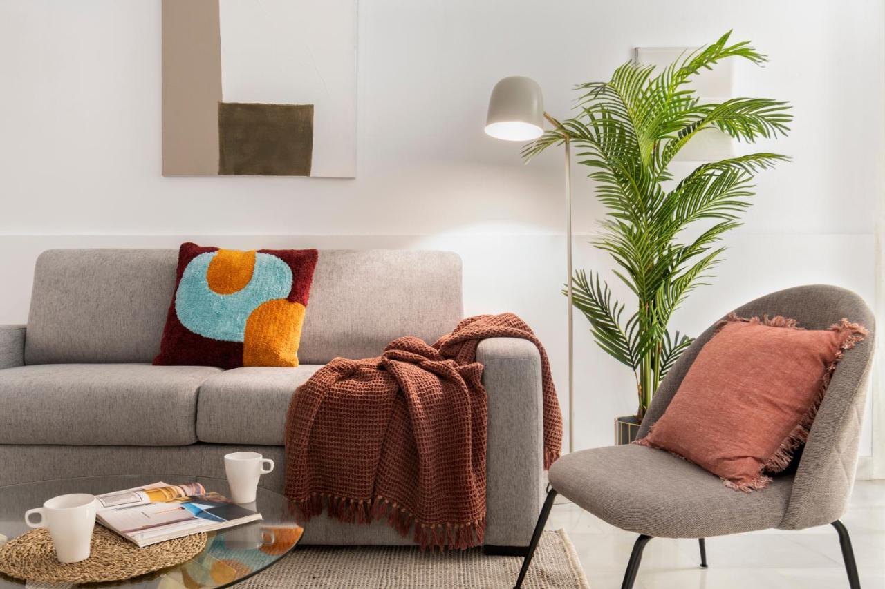 Suites Maestranza - Refinadores By Magno Apartments — Photos 3